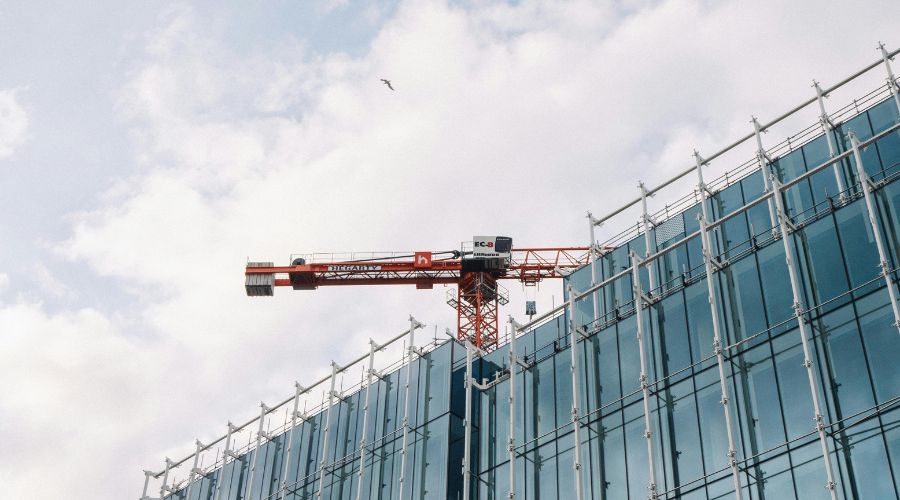 Manfaat Asuransi Alat Berat Bagi Perusahaan Konstruksi